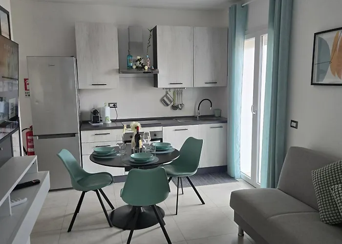 Aura Beachouse * Focene